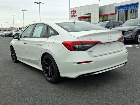 Certified 2023 Honda Civic Sport image 4