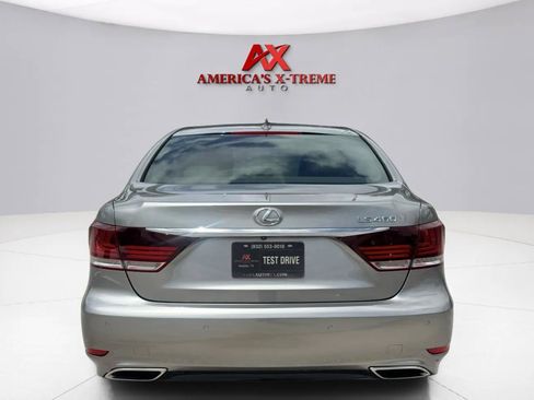 Used 2016 Lexus LS 460 w/ Comfort Package RWD image 5