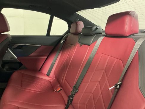 Certified 2025 BMW 530i 530i w/ Premium Package image 27