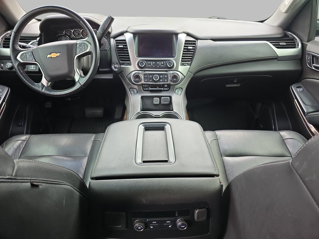 Certified 2020 Chevrolet Tahoe LT w/ Luxury Package AWD/4WD image 11