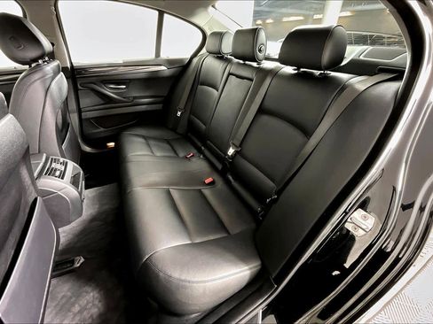 Used 2016 BMW 535i Sedan image 18
