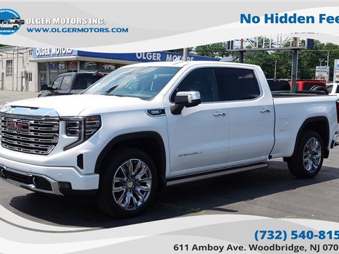 Used 2024 GMC Sierra 1500 Denali w/ Denali Reserve Package AWD/4WD image 1