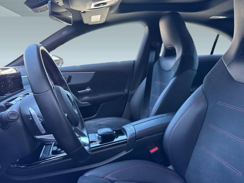 Used 2022 Mercedes-Benz CLA 250 image 19