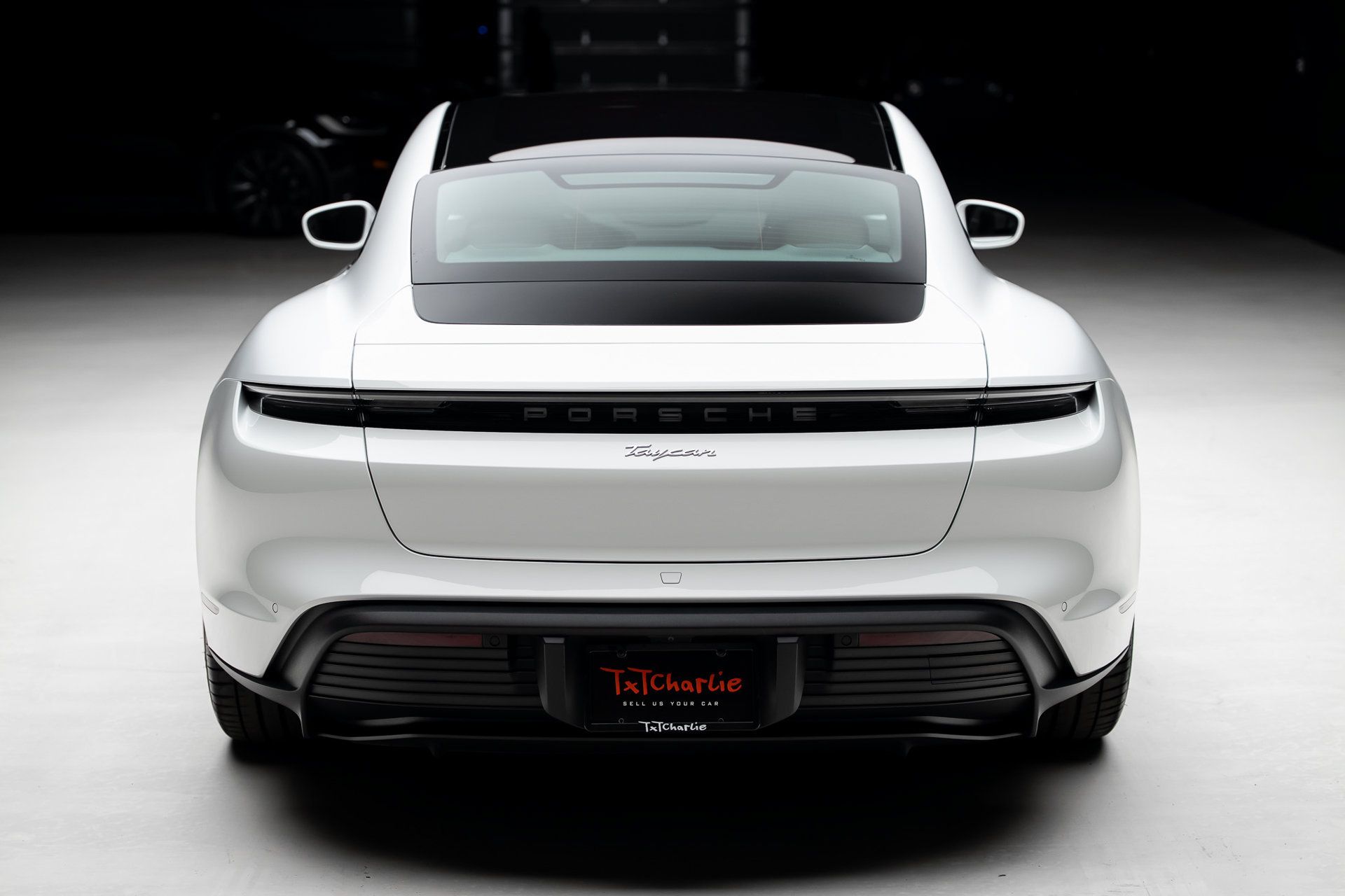 Used 2022 Porsche Taycan RWD image 25