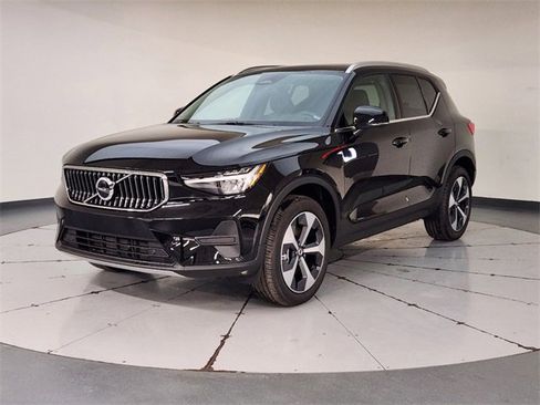 New 2025 Volvo XC40 B5 Core w/ Protection Package Premier image 1