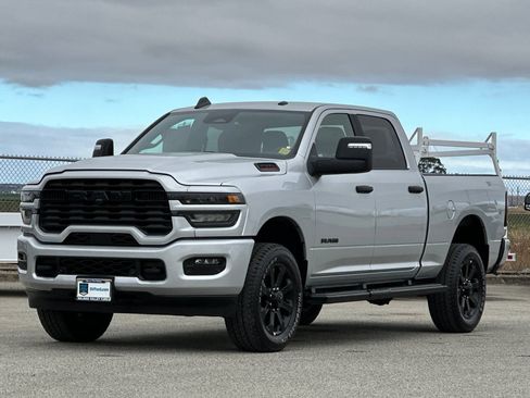 Used 2026 RAM 2500 Big Horn AWD/4WD image 8