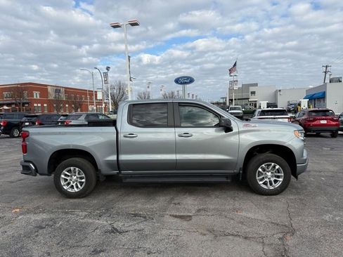 Used 2023 Chevrolet Silverado 1500 RST image 7