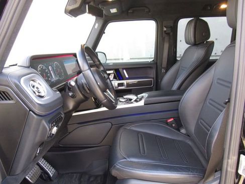 Used 2023 Mercedes-Benz G 550 image 10
