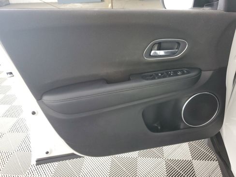 Used 2022 Honda HR-V EX image 28