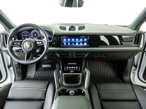 New 2026 Porsche Cayenne AWD/4WD image 19