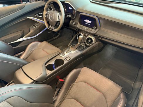 Used 2022 Chevrolet Camaro ZL1 RWD image 24