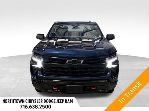 Used 2023 Chevrolet Silverado 1500 LT Trail Boss w/ LPO, Dark Essentials Package AWD/4WD image 5