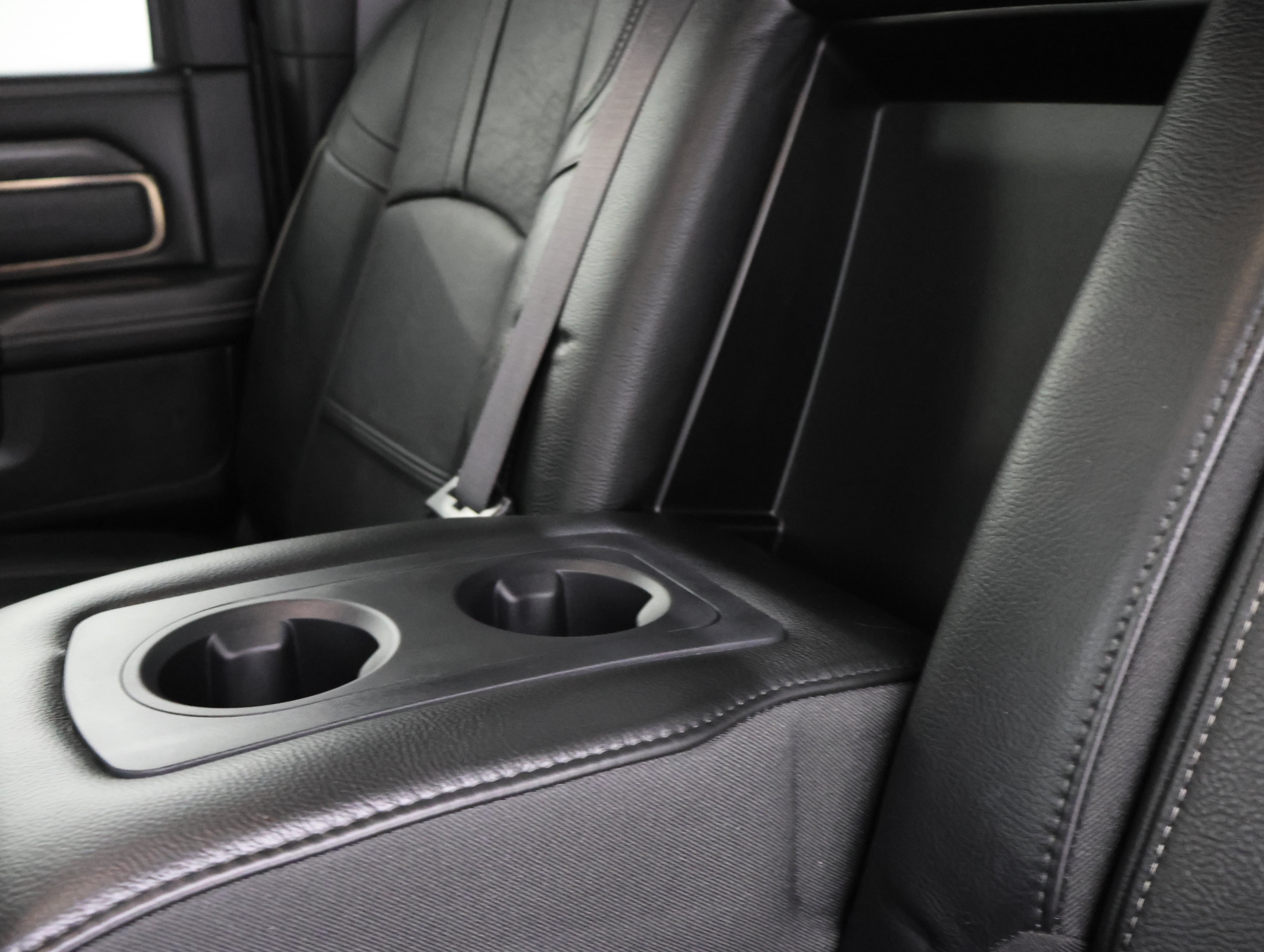 Used 2019 RAM 3500 Limited AWD/4WD image 39