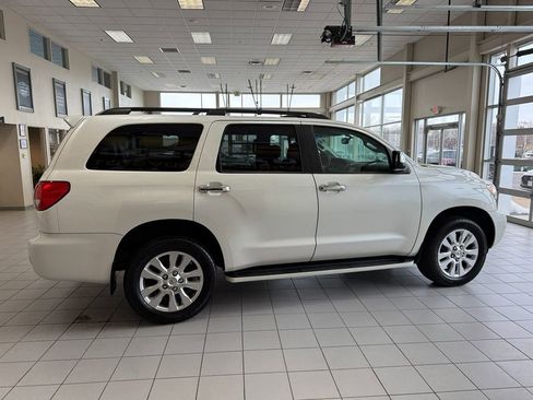 Used 2016 Toyota Sequoia Platinum image 6