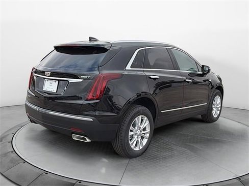 New 2026 Cadillac XT5 Luxury image 7