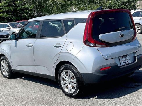 Used 2020 Kia Soul LX FWD image 4
