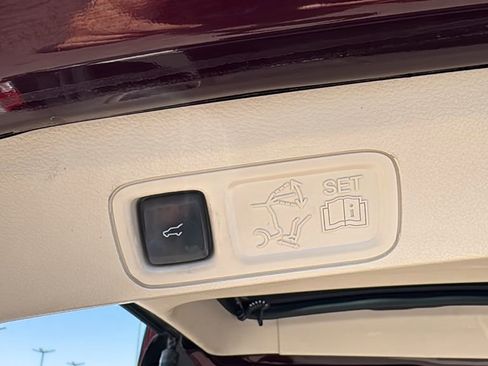 Used 2020 Lincoln Navigator Reserve w/ Luxury Package AWD/4WD image 31