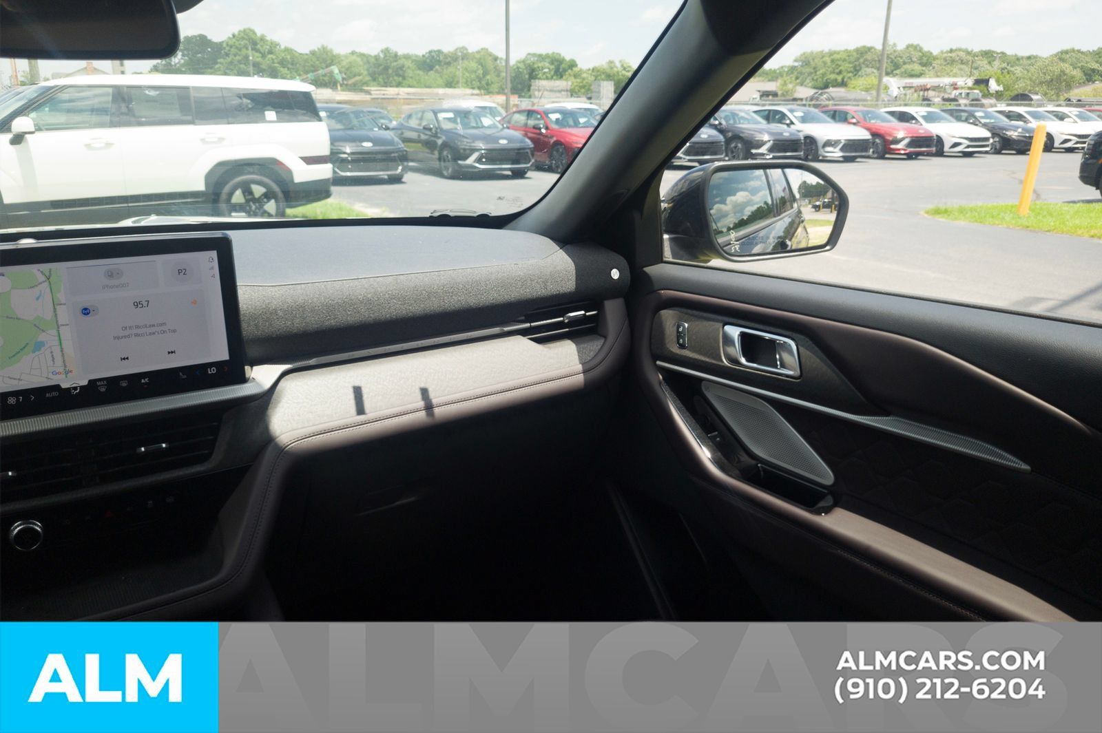 Used 2026 Ford Explorer Platinum w/ LUX Leather Package AWD/4WD image 19