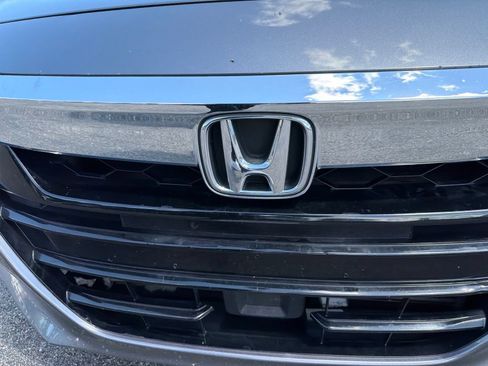Used 2018 Honda Accord LX image 27