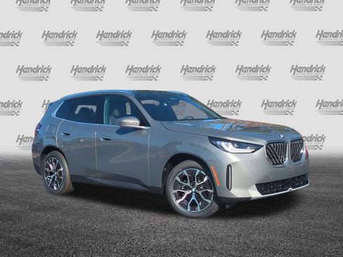 Certified 2026 BMW X3 xDrive30i w/ Convenience Package AWD/4WD image 2
