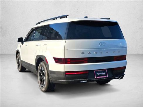 Used 2026 Hyundai Santa Fe SEL FWD image 8
