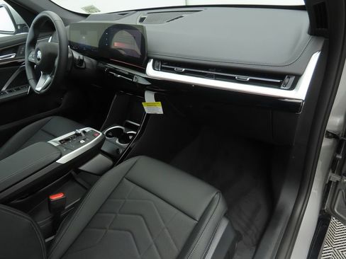New 2026 BMW X1 xDrive28i w/ Technology Package image 17