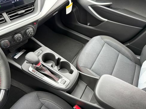 New 2026 Chevrolet Trax RS w/ Sunroof Package FWD image 20