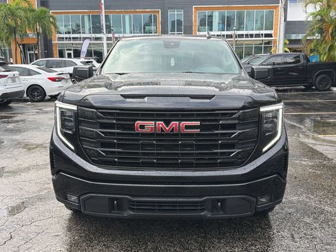 Used 2025 GMC Sierra 1500 Elevation RWD image 9