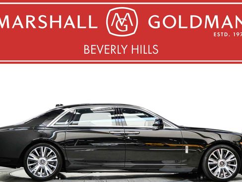 Used 2019 Rolls-Royce Ghost Extended Wheelbase RWD image 1
