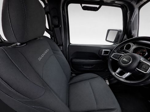 Used 2020 Jeep Wrangler Unlimited Sahara AWD/4WD image 12