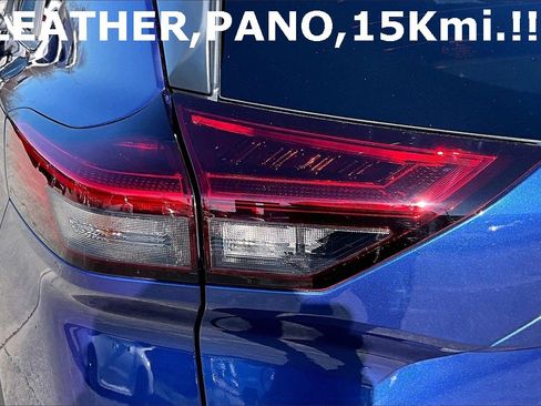 Used 2023 Nissan Rogue SV w/ SV Premium B Package image 30