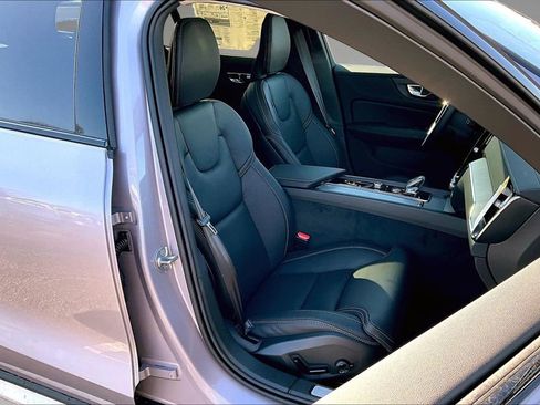 New 2026 Volvo V60 B5 Cross Country Ultra w/ Protection Package Premier image 11