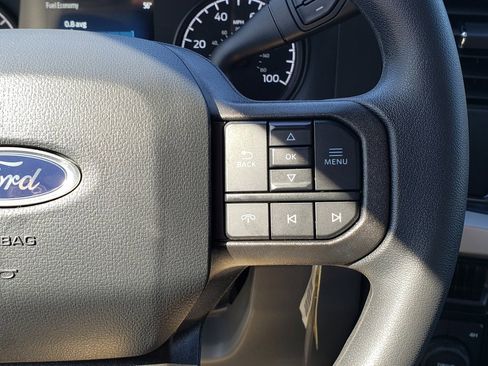 New 2025 Ford F250 XLT image 27