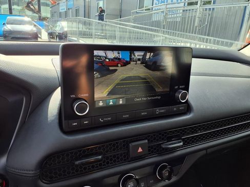 Used 2024 Honda HR-V LX image 19