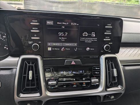 Used 2021 Kia Sorento S w/ Panoramic Sunroof Package AWD/4WD image 36