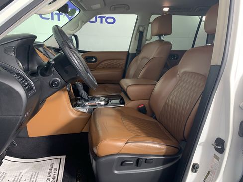 Used 2019 INFINITI QX80 Luxe w/ Proactive Package image 16