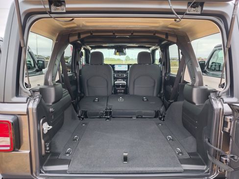 New 2026 Jeep Wrangler Sport S image 29