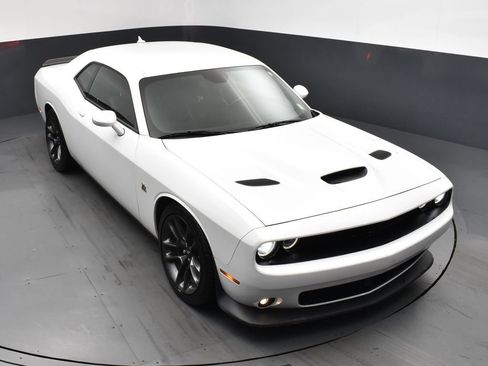 Used 2023 Dodge Challenger R/T Scat Pack w/ Plus Package RWD image 19
