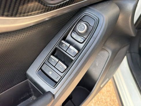 Used 2018 Subaru Crosstrek 2.0i Limited AWD/4WD image 25