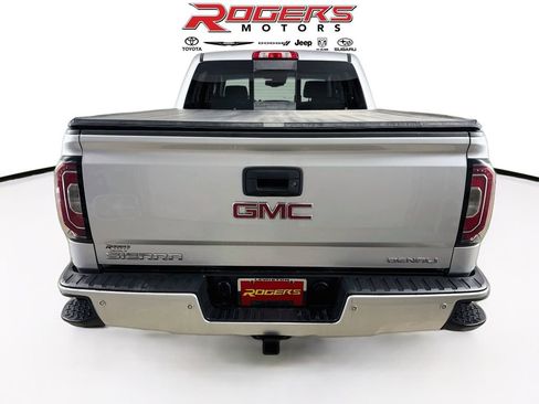 Used 2017 GMC Sierra 1500 Denali w/ Denali Ultimate Package AWD/4WD image 7