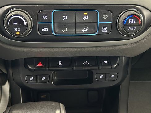 Used 2017 Chevrolet Colorado LT w/ Luxury Package, Chrome image 33