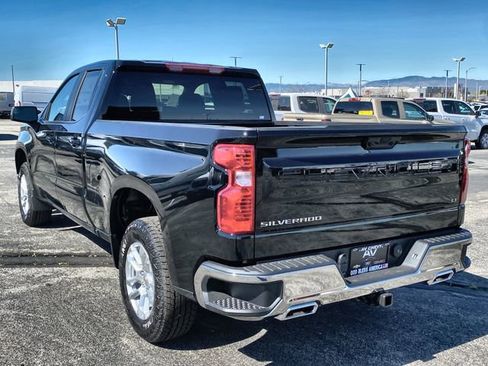 New 2026 Chevrolet Silverado 1500 LT w/ Z71 Off-Road Package image 4