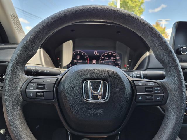 Used 2025 Honda Accord SE image 24