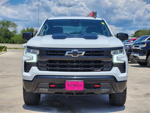 Used 2022 Chevrolet Silverado 1500 LT Trail Boss image 2