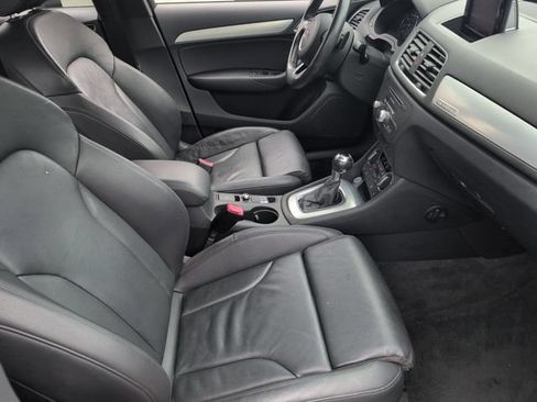 Used 2018 Audi Q3 2.0T Premium w/ Convenience Package AWD/4WD image 26