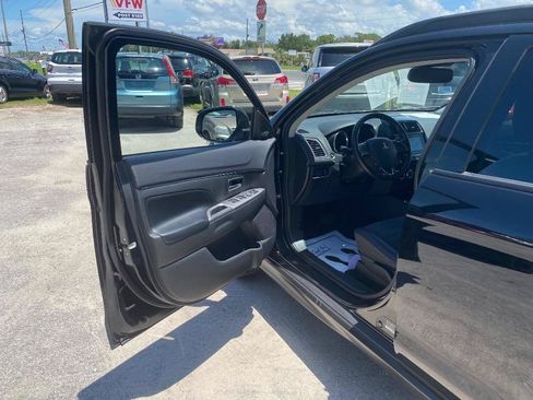 Used 2019 Mitsubishi Outlander Sport GT AWD/4WD image 13