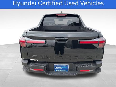 Certified 2025 Hyundai Santa Cruz SEL image 10