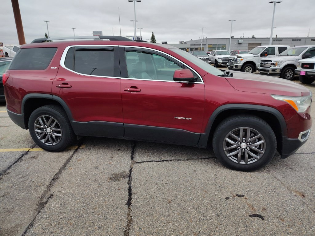 Used 2017 GMC Acadia SLT AWD/4WD image 4