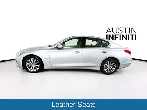 Used 2016 INFINITI Q50 3.0t Premium w/ Driver Assistance Package RWD image 4