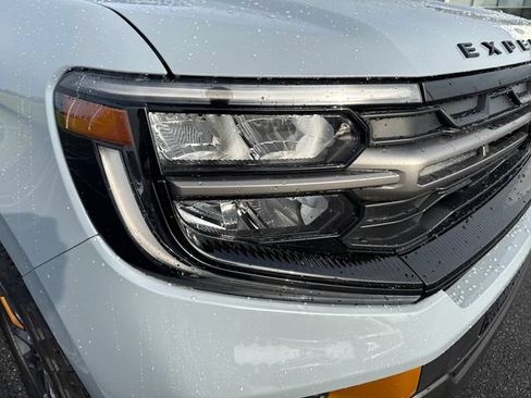 Used 2025 Ford Expedition Tremor AWD/4WD image 12